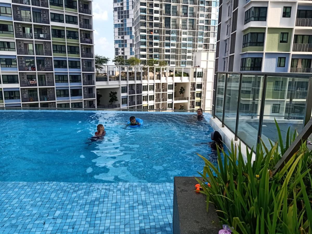 D'Gunduls Homestay Studio By Dgh I-City Shah Alam Dış mekan fotoğraf
